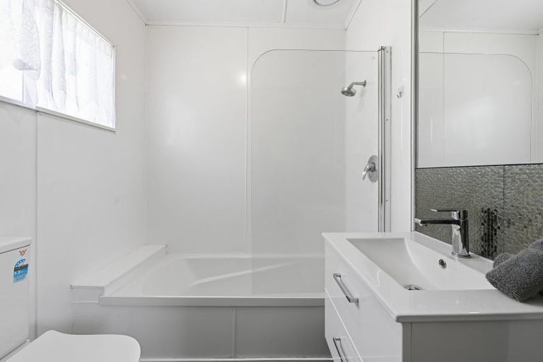 Photo of property in 24a Euan Street, Mangakakahi, Rotorua, 3015