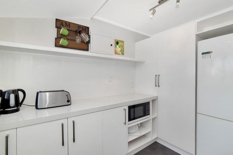 Photo of property in 20 Taylor Street, Ohauiti, Tauranga, 3112
