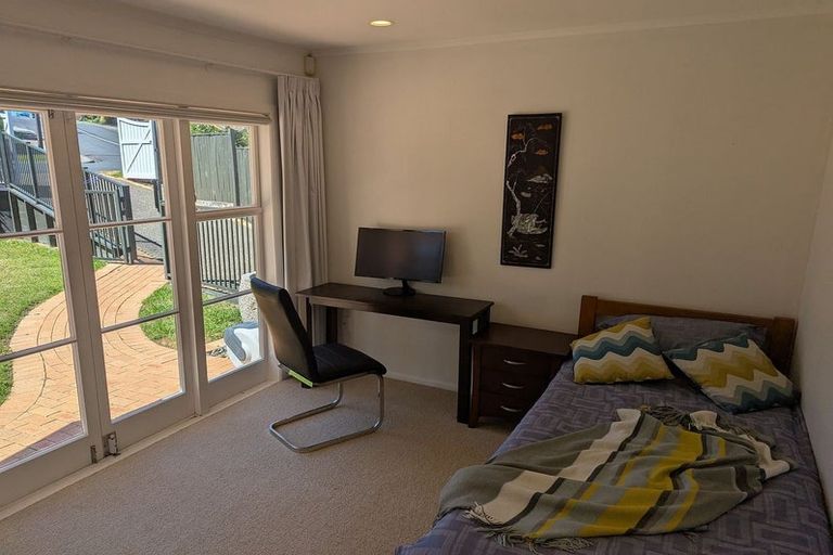 Photo of property in 18 Tizard Road, Birkenhead, Auckland, 0626