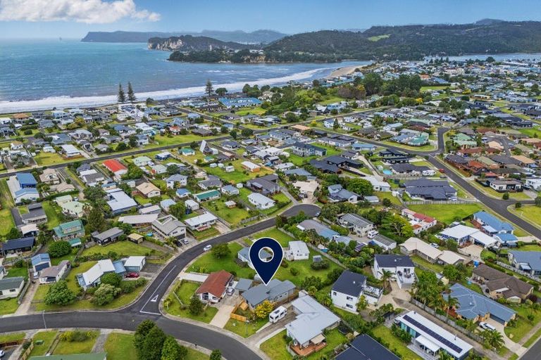 Photo of property in 21 Meadow Drive, Whitianga, 3510
