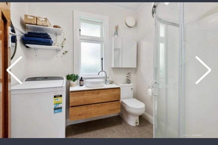 Photo of property in 14 Queens Drive, Kilbirnie, Wellington, 6022