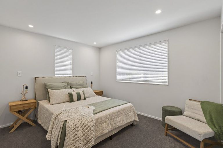 Photo of property in 29 Kenmore Street, Westown, New Plymouth, 4310