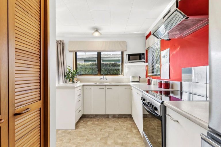 Photo of property in 26 Coleridge Place, Stoke, Nelson, 7011