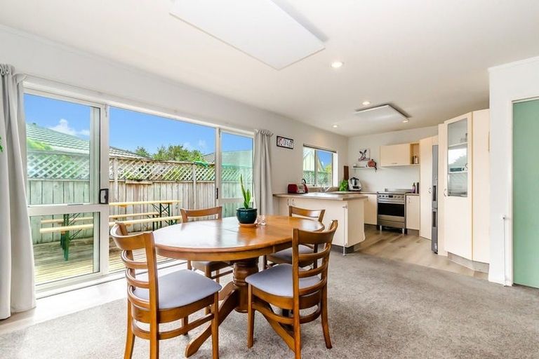 Photo of property in 3b Sunburst Court, Paraparaumu Beach, Paraparaumu, 5032