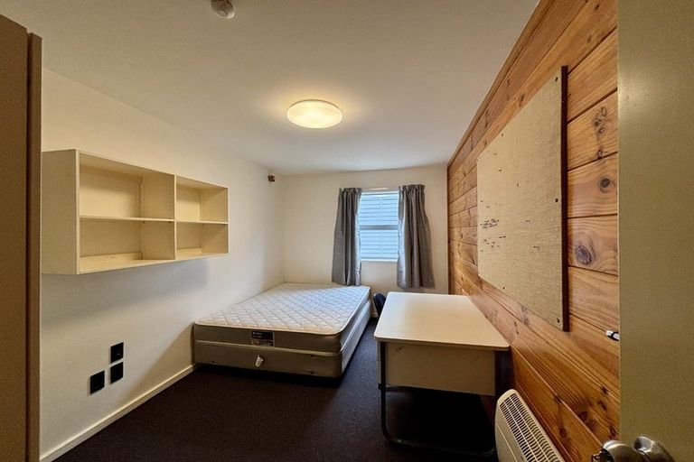 Photo of property in Drummond Street Flats, 4/19 Drummond Street, Mount Cook, Wellington, 6021