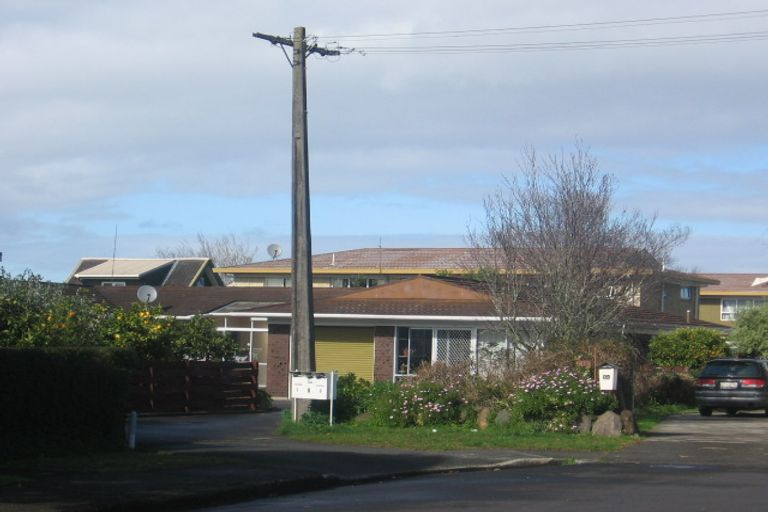 Photo of property in 14a Shortland Street, Regent, Whangarei, 0112