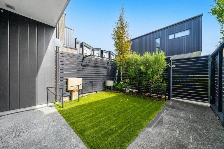 Photo of property in 22/28 Westgate Drive, Westgate, Auckland, 0614
