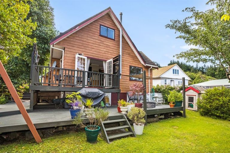 Photo of property in 102 Coast Road, Wainuiomata, Lower Hutt, 5014