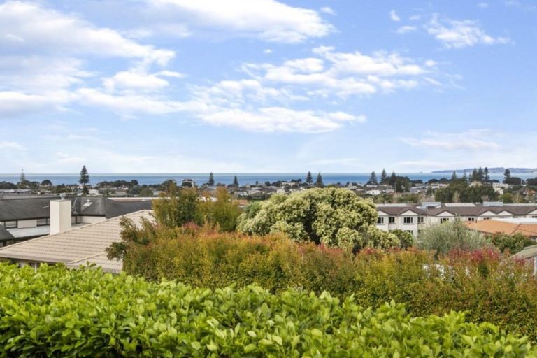 Photo of property in 53 The Ritz, Orewa, 0931