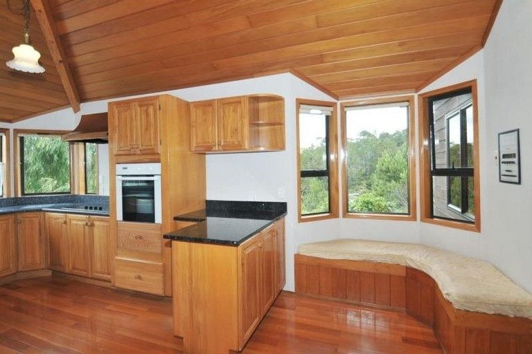 Photo of property in 51 Bellbird Rise, Murrays Bay, Auckland, 0630