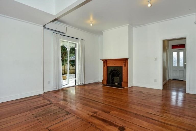 Photo of property in 1 Ethel Street, Sandringham, Auckland, 1025