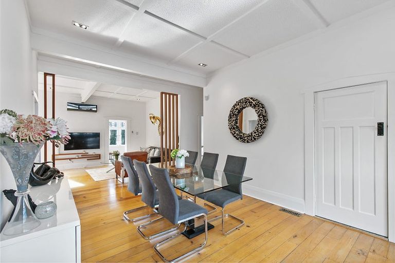 Photo of property in 61 Mount Smart Road, Onehunga, Auckland, 1061