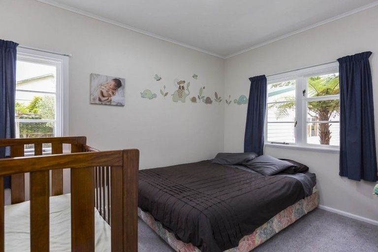Photo of property in 76 Bell Road, Waiwhetu, Lower Hutt, 5010