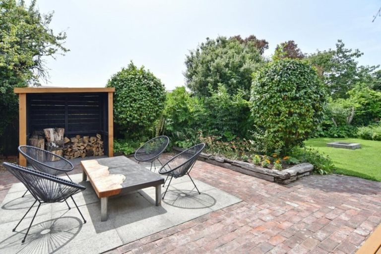 Photo of property in 42 Hinemoa Street, Spreydon, Christchurch, 8024