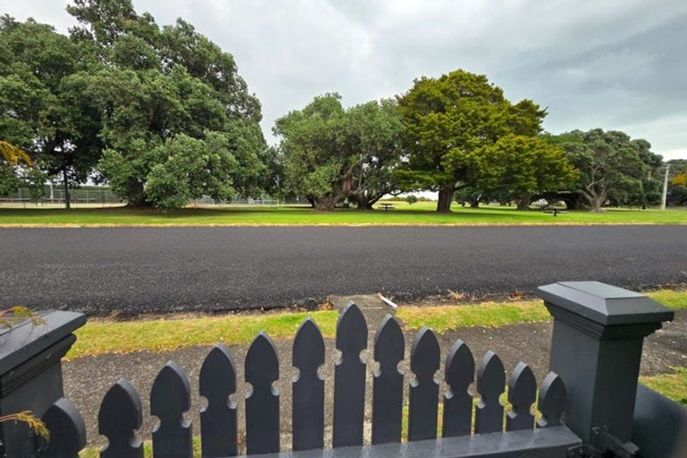 Photo of property in 412 Brown Street, Thames, 3500