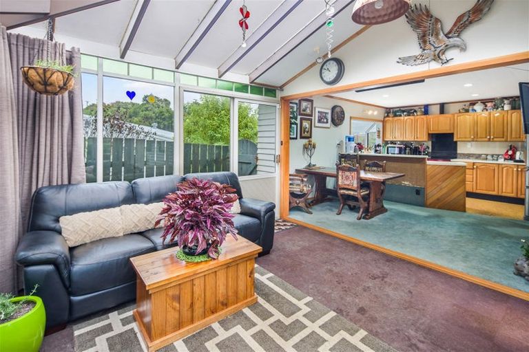 Photo of property in 19 Macaulay Street, Johnsonville, Wellington, 6037