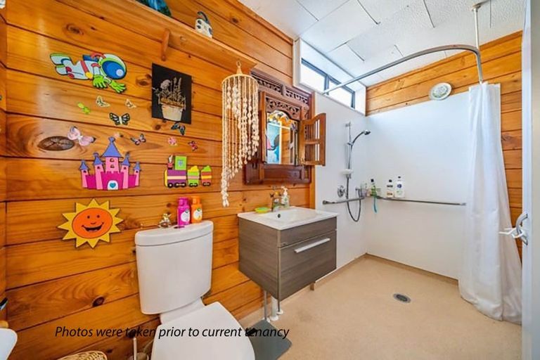 Photo of property in 6 Edmund Lomas Grove, Birchville, Upper Hutt, 5018