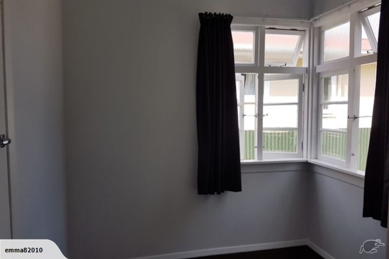 Photo of property in 24 Rewa Street, Takaro, Palmerston North, 4412