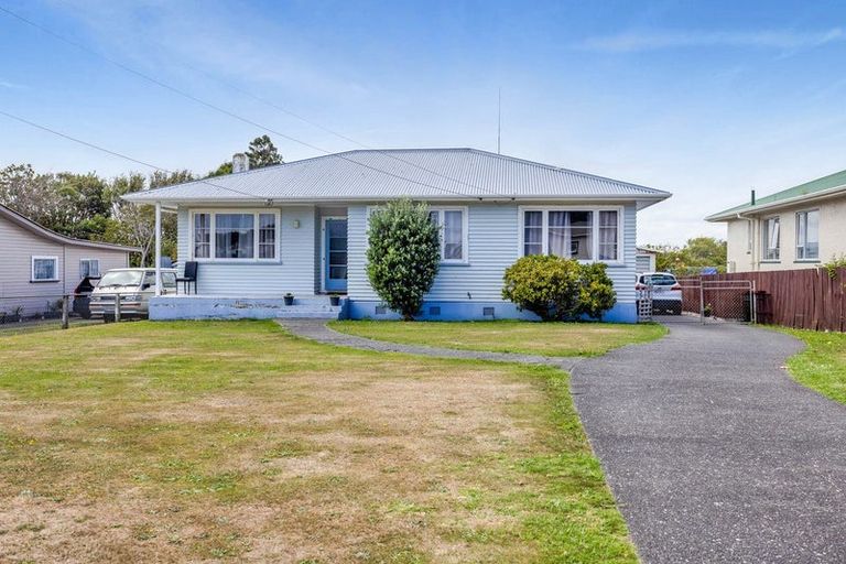 Photo of property in 10 Glasgow Street, Hawera, 4610