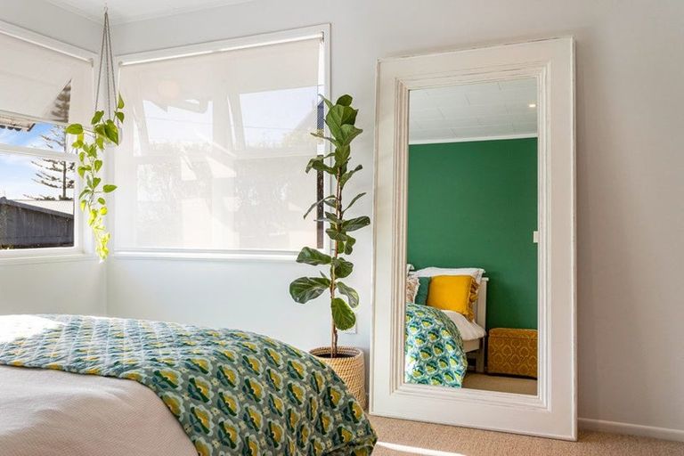 Photo of property in 8 Trigg Road, Huapai, Kumeu, 0810