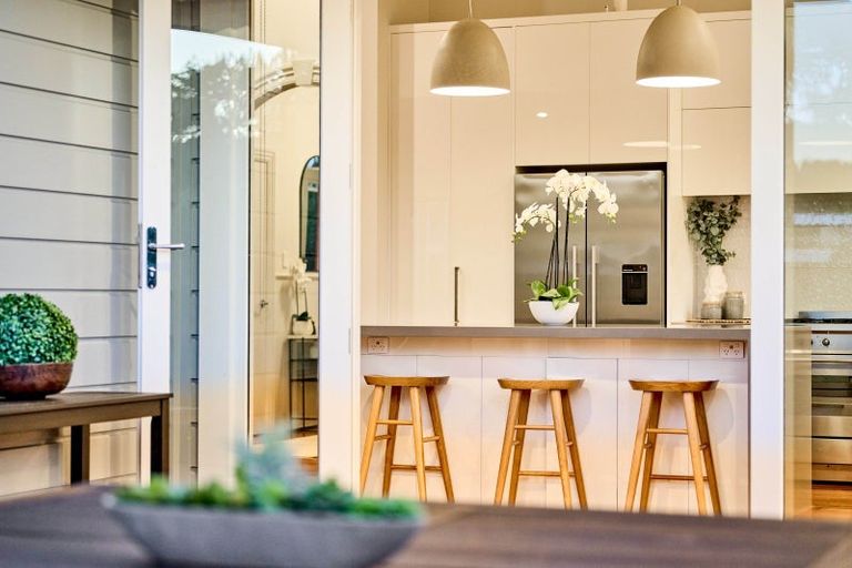 Photo of property in 5a Heretaunga Street, Petone, Lower Hutt, 5012