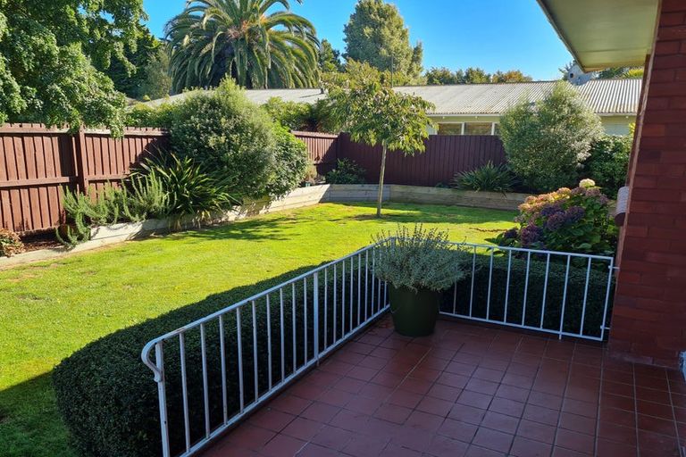 Photo of property in 2/18 Colligan Street, Upper Riccarton, Christchurch, 8041