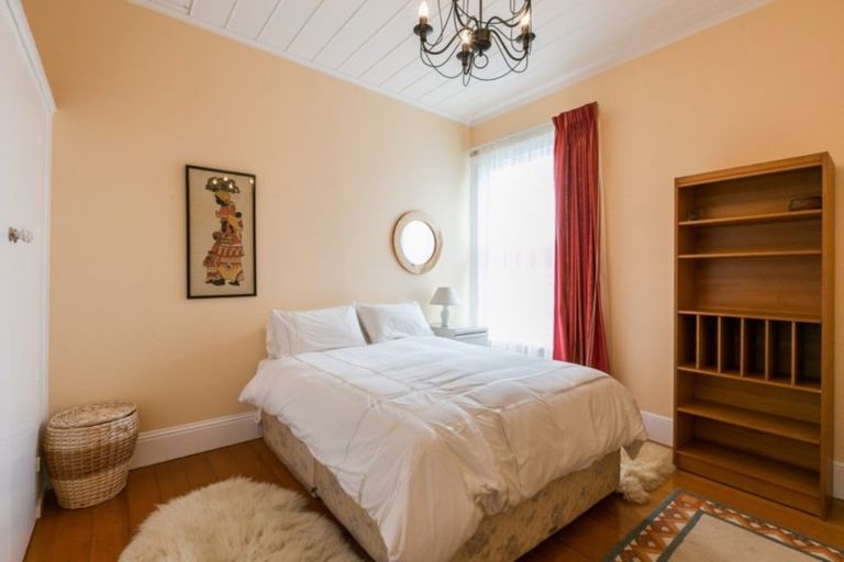 Photo of property in 15 Sealy Road, Bluff Hill, Napier, 4110