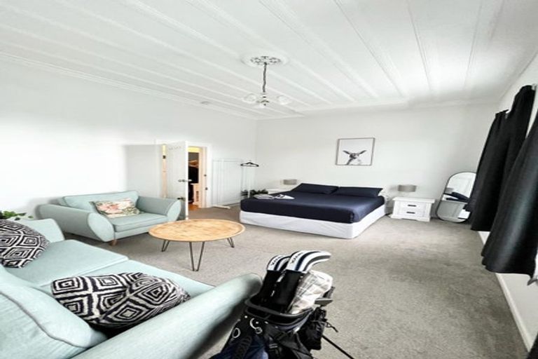 Photo of property in 2/24 West End Road, Herne Bay, Auckland, 1022