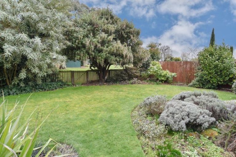Photo of property in 26a Guinness Crescent, Ilam, Christchurch, 8041