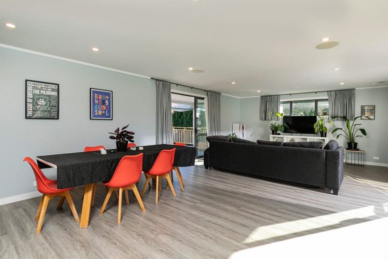 Photo of property in 125 Solar Road, Glen Eden, Auckland, 0602