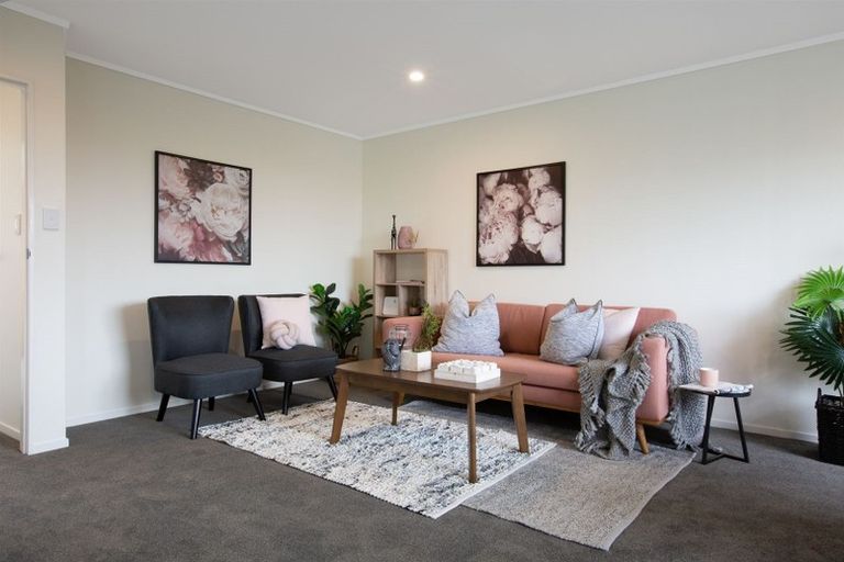 Photo of property in 3/52 Penryn Drive, Camborne, Porirua, 5026