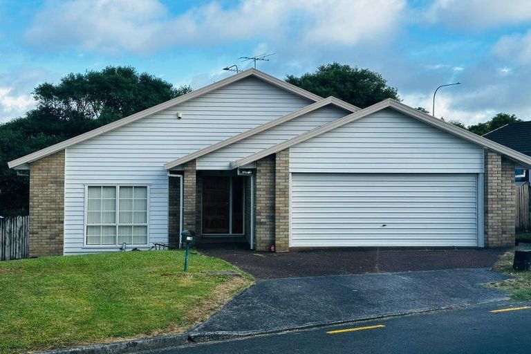 Photo of property in 25 Mercury Lane, Windsor Park, Auckland, 0632