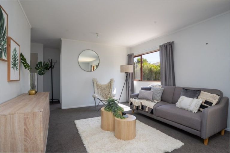 Photo of property in 51 Waite Street, Featherston, 5710