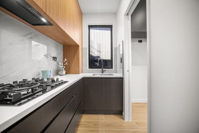 Photo of property in 24 Streamview Way, Long Bay, Auckland, 0630