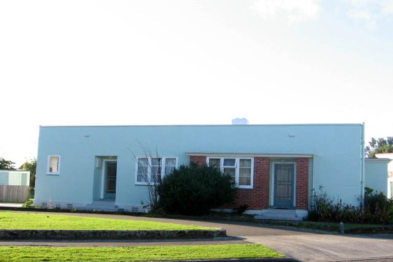 Photo of property in 28 Savage Crescent, West End, Palmerston North, 4412