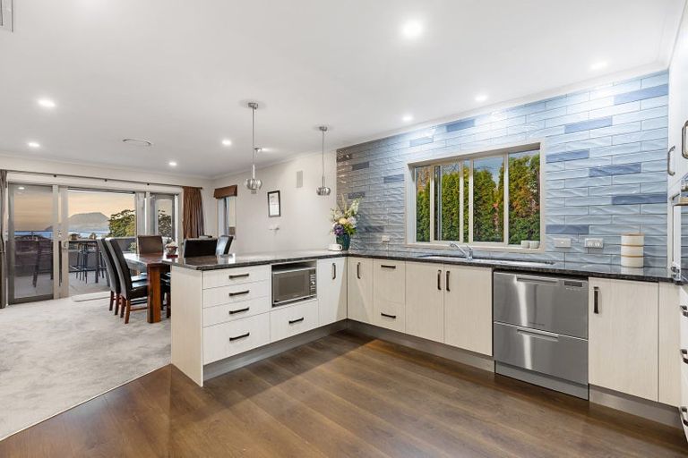 Photo of property in 39a Seaview Road, Otumoetai, Tauranga, 3110