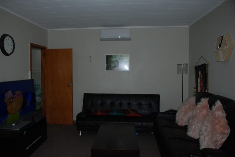 Photo of property in 1/1 Islington Street, Trentham, Upper Hutt, 5018