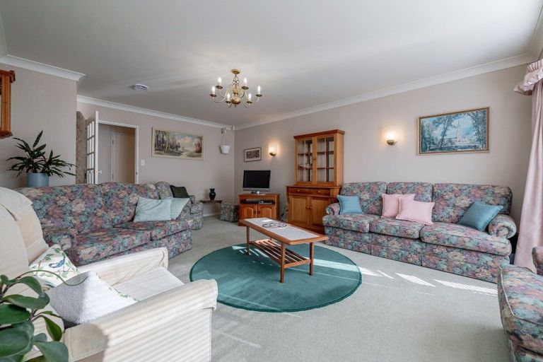 Photo of property in 127 Victoria Avenue, Hokowhitu, Palmerston North, 4410