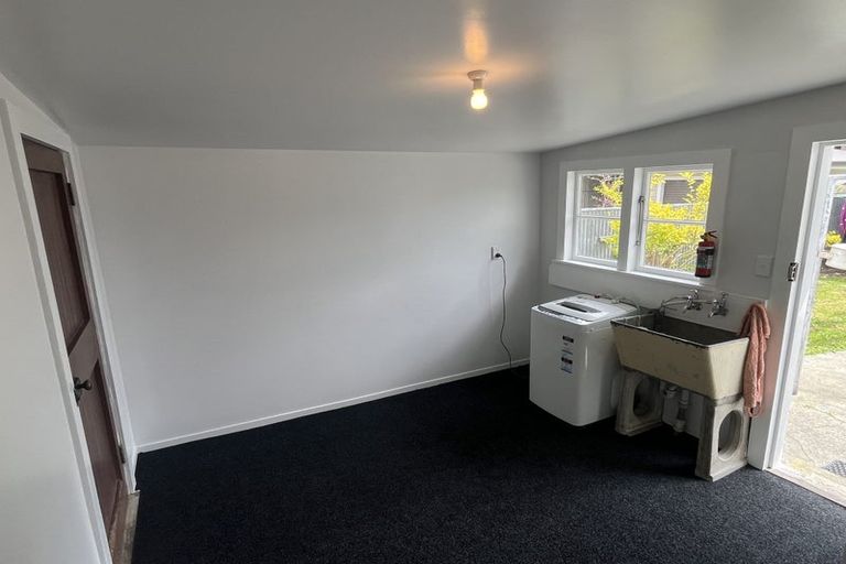 Photo of property in 76 Pitama Road, Awapuni, Palmerston North, 4412