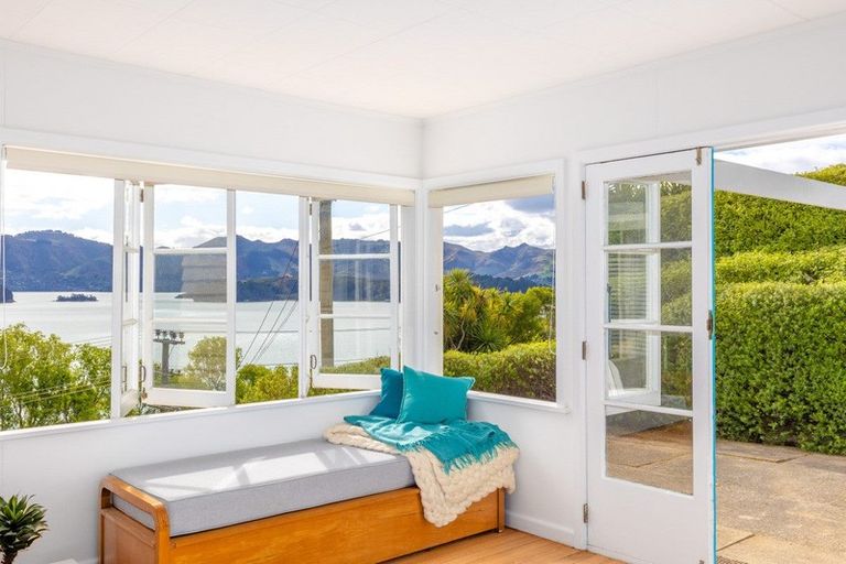 Photo of property in 40 Andersons Road, Charteris Bay, Lyttelton, 8971
