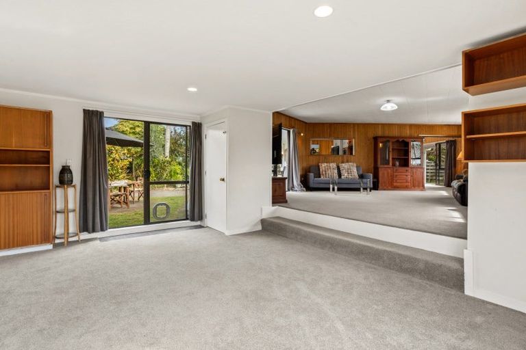 Photo of property in 8 Parkland Place, Whitianga, 3510