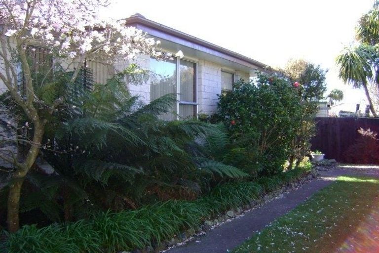 Photo of property in 2/34 Cresswell Avenue, Burwood, Christchurch, 8061