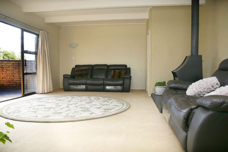 Photo of property in 51 Barnhill Crescent, Pahurehure, Papakura, 2113