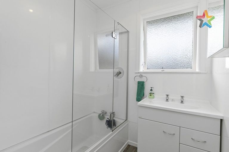 Photo of property in 15 Momona Street, Wainuiomata, Lower Hutt, 5014