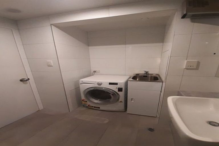 Photo of property in Gloucester Towers, 7/28 Gloucester Street, Christchurch Central, Christchurch, 8013