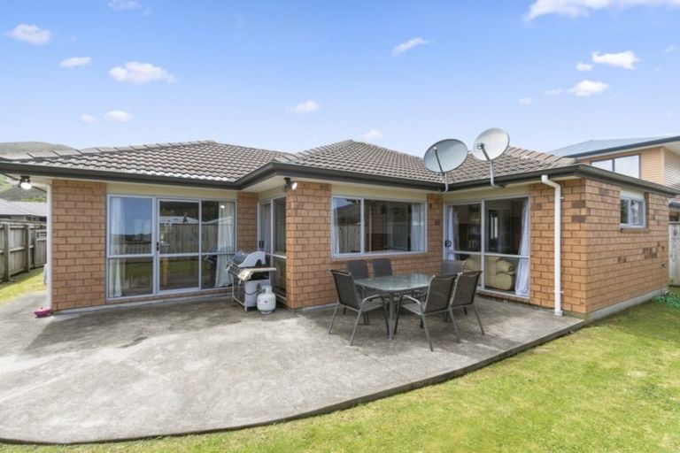 Photo of property in 10 Fraser Colman Grove, Wainuiomata, Lower Hutt, 5014