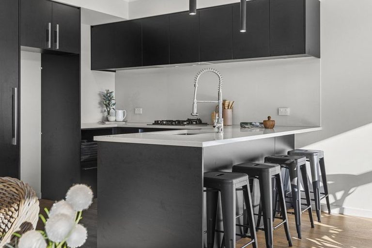 Photo of property in 31 Tara Crescent, Woodend, 7610