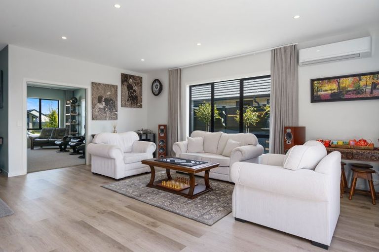 Photo of property in 13 Webber Street, Cambridge, 3434