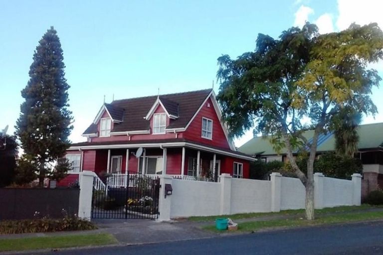 Photo of property in 53 Poaka Avenue, Dinsdale, Hamilton, 3204