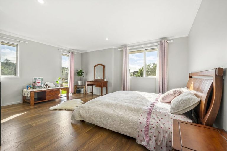 Photo of property in 59 Tamahere Drive, Glenfield, Auckland, 0629